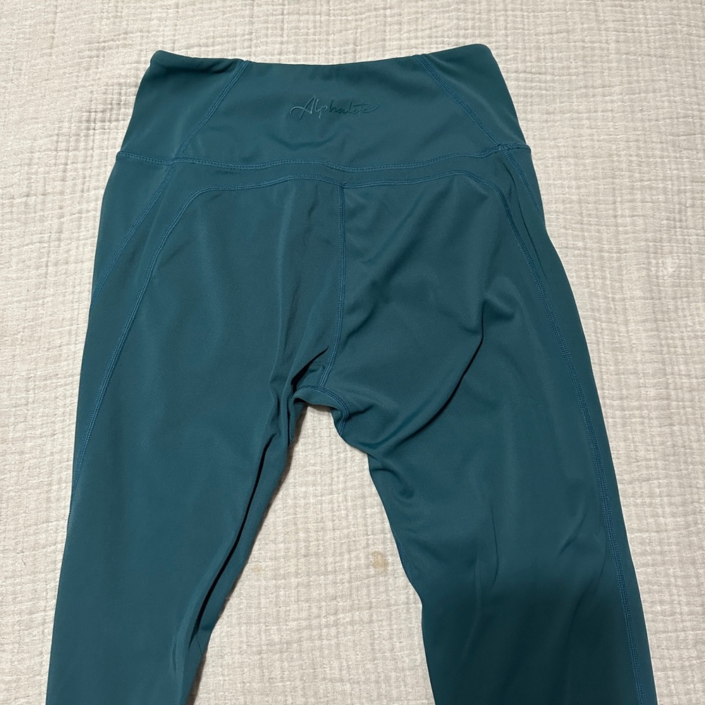 alphalete leggings